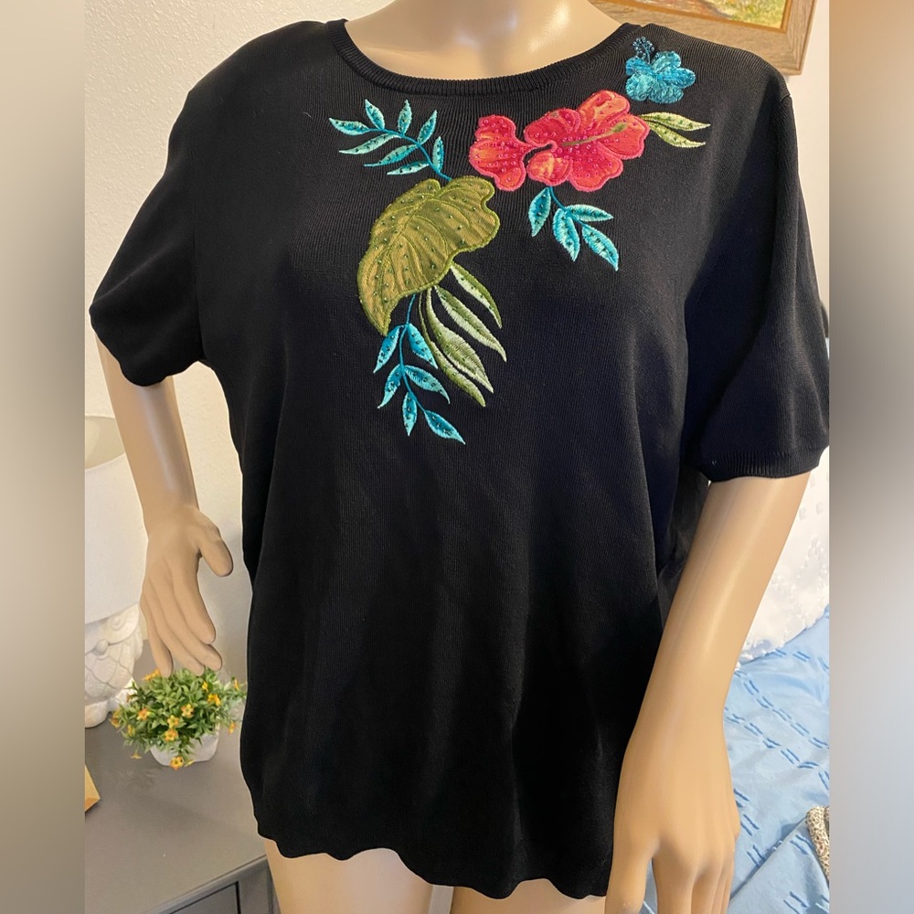 Alfred Dunner Vintage Embroidered Sweater 🌸